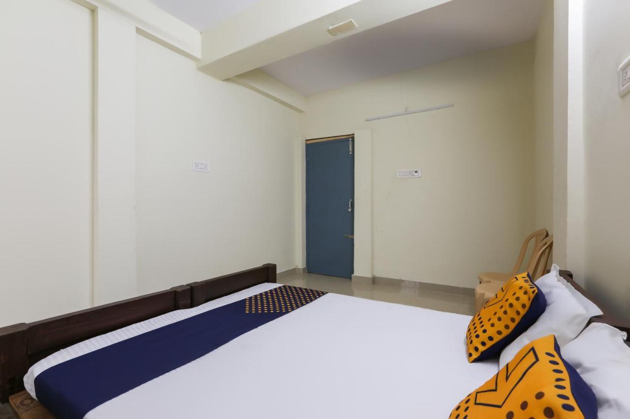 Spot On 63050 Kag Rooms Gūduvāncheri Exterior foto